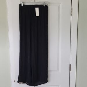 Black Wide-Leg Women's Pants - Classic Lightweight Style